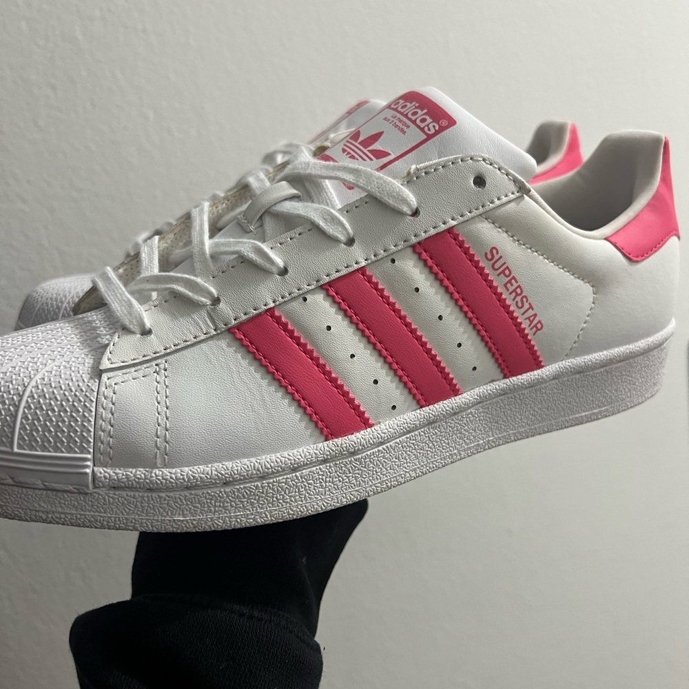 Adidas Superstar Womens Shoes - White and Pink